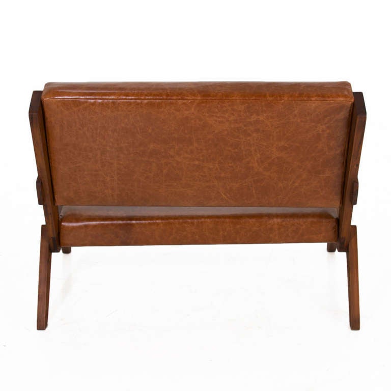 Mid-20th Century Solid Peroba de Rosa Settee For Sale