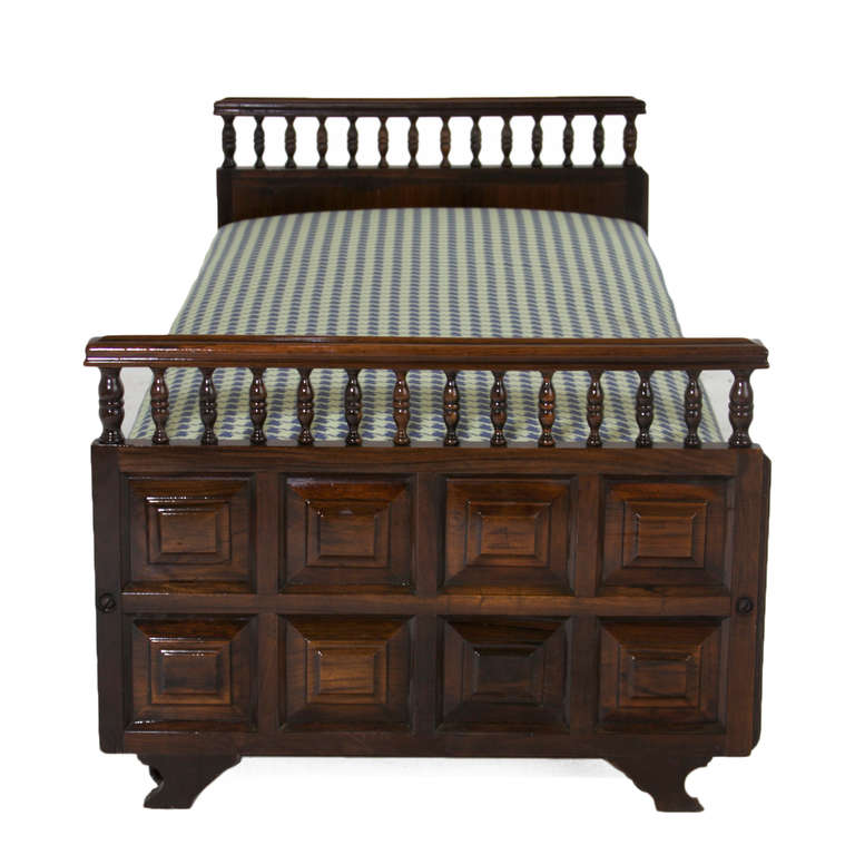 Brazilian Solid Carved Rosewood Daybed with Houndstooth fabric