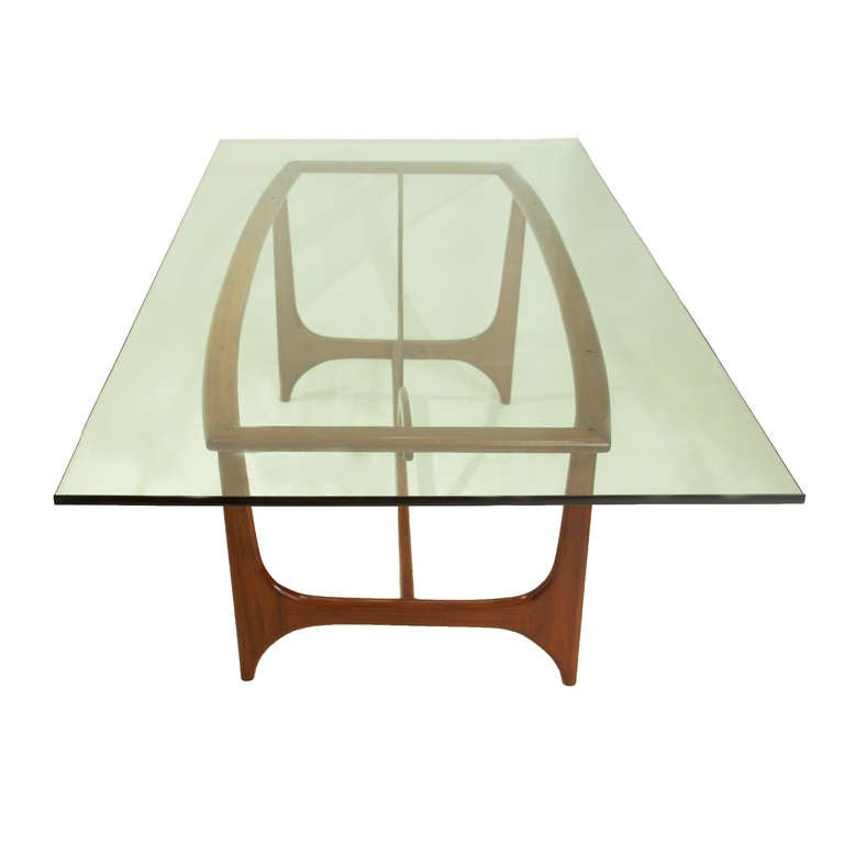 Mid-20th Century Sculptural Peroba Glass Dining Table by Giuseppe Scapinelli For Sale