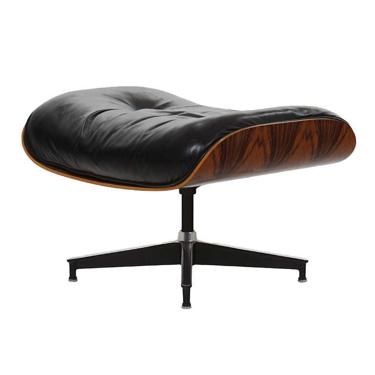 Eames 670/671 Lounge Chair and Ottoman in Rosewood for Herman Miller 3