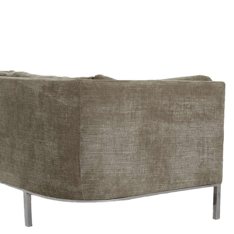Curved Back Dunbar Sofa with Stainless Steel Legs In Good Condition In Hollywood, CA