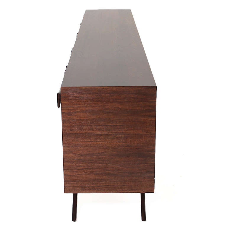 The Bow-Tie Credenza in Walnut by Thomas Hayes Studio In Excellent Condition In Hollywood, CA