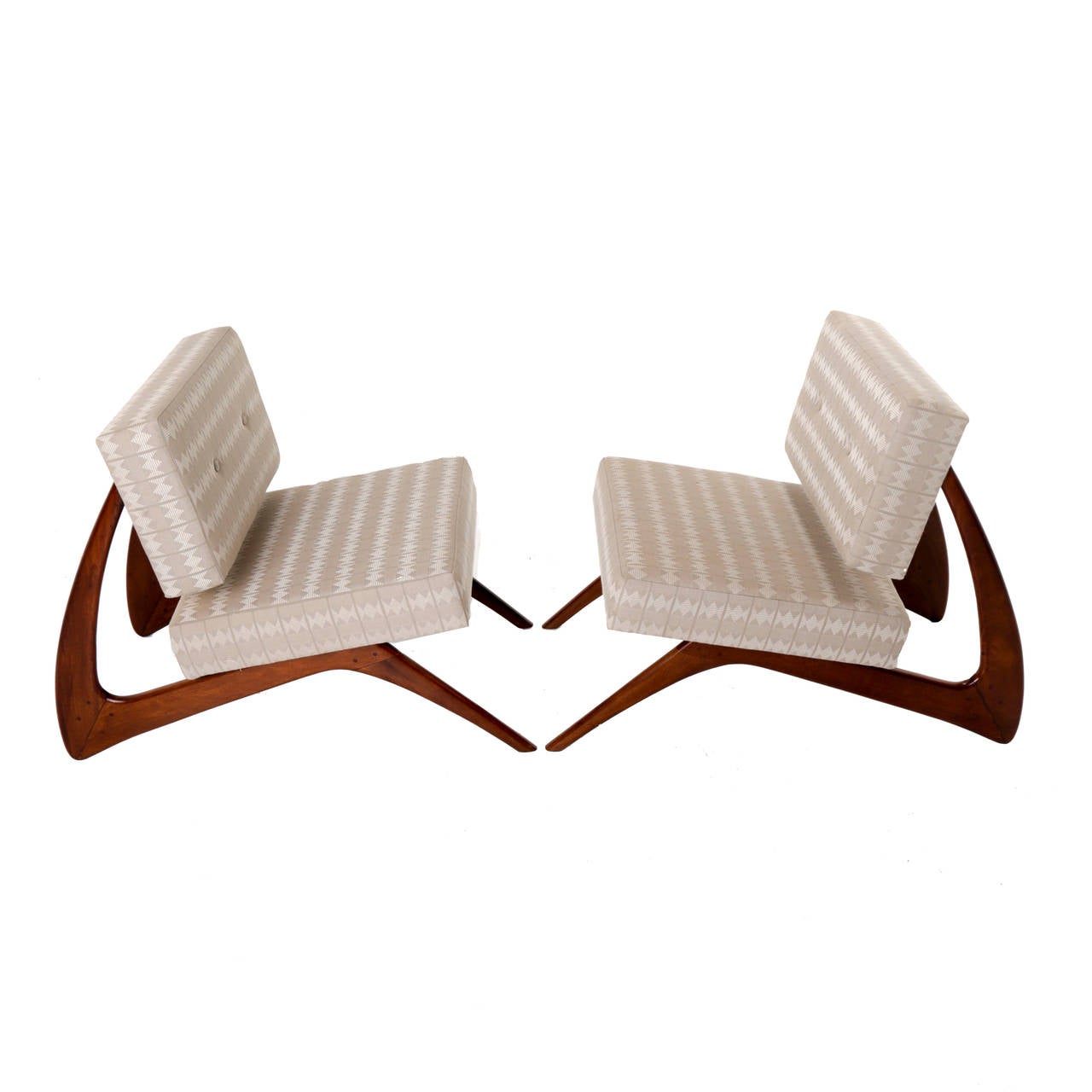 Pair of Sculptural Caviuna Chairs from Brazil In Good Condition In Los Angeles, CA