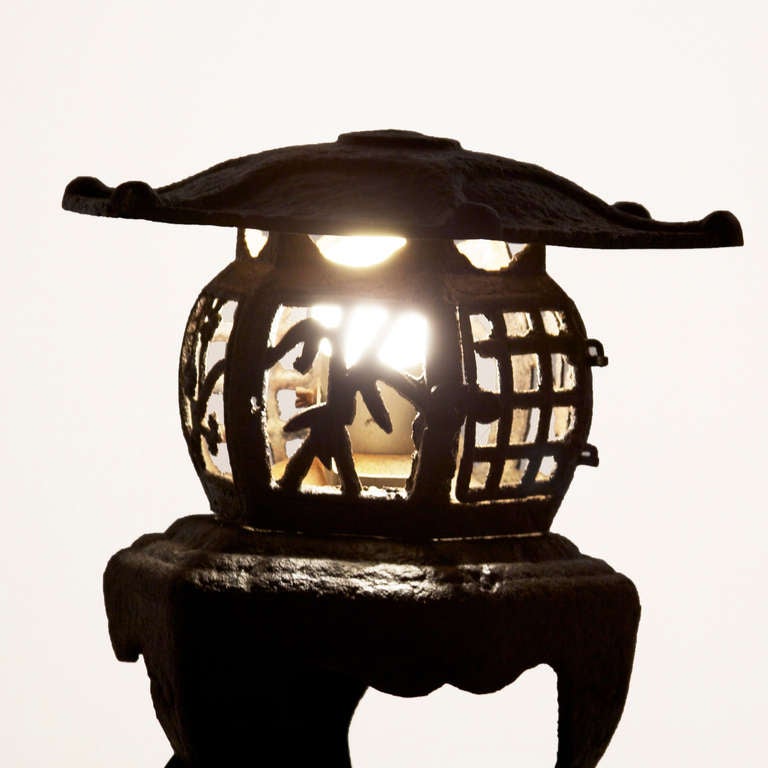 china cast iron lamp post