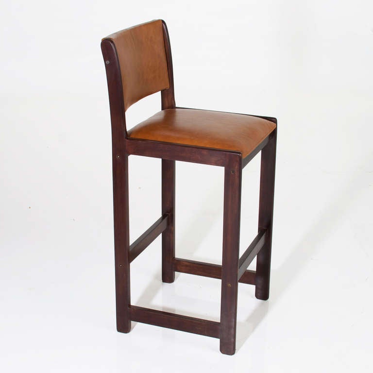 Set of Three Vintage Oak California Design Bar Stools In Good Condition In Hollywood, CA