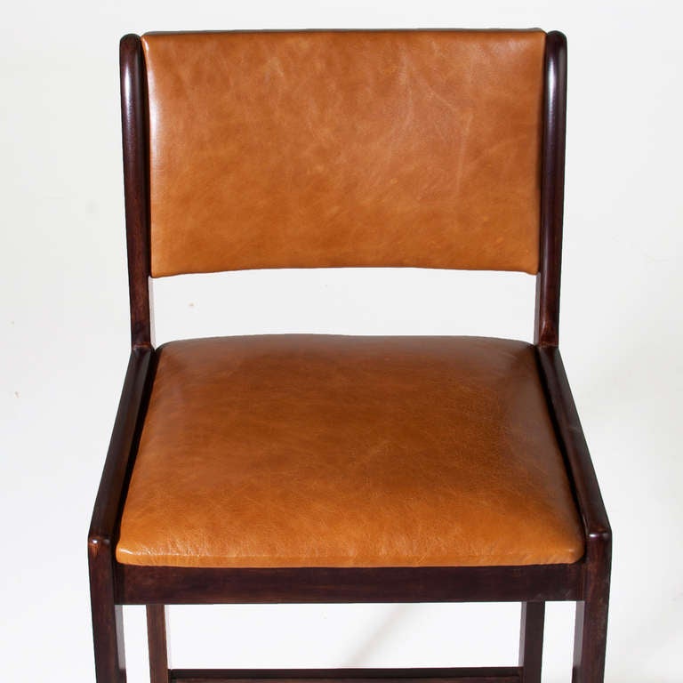 Set of Three Vintage Oak California Design Bar Stools 2