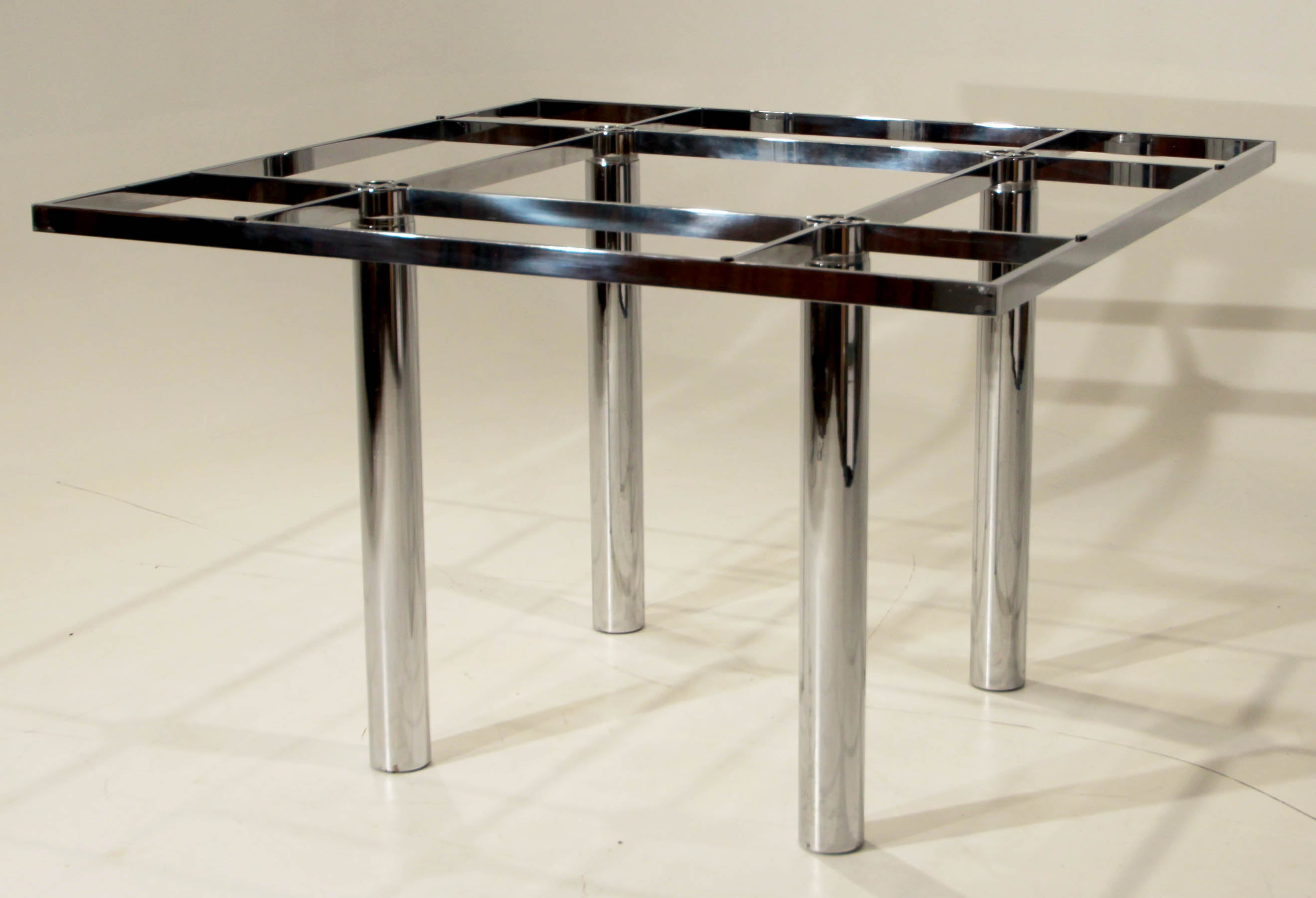 Tobia Scarpa for Knoll "Andre" Chrome and Glass Top Dining Table For Sale