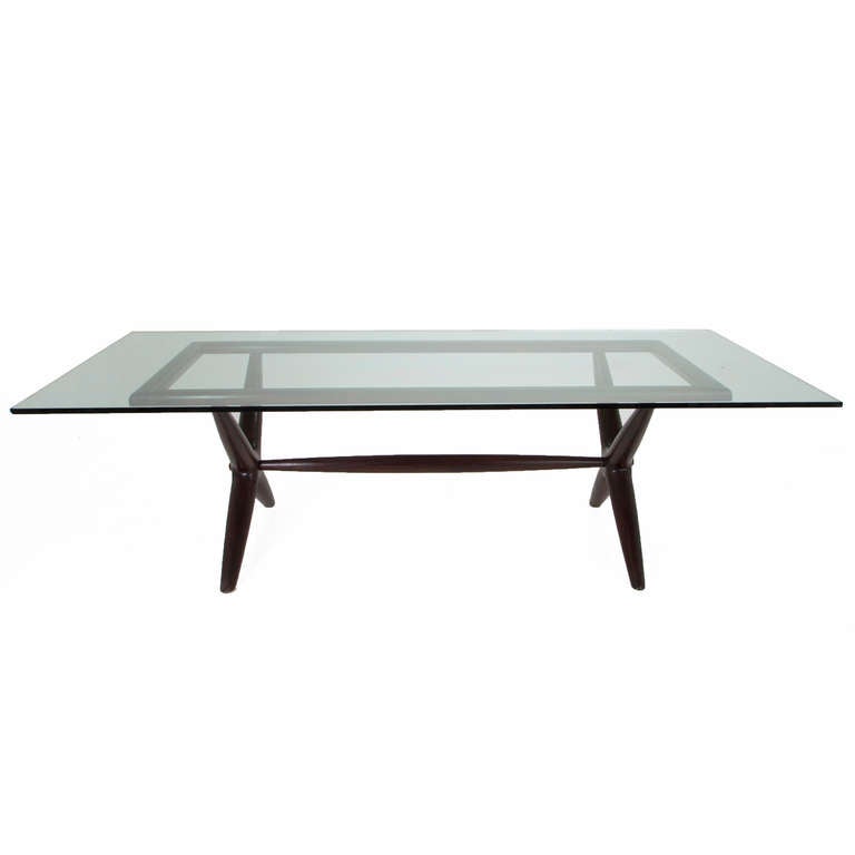Mid-20th Century Brazilian Sculptural Dining Table in the Manner of Giuseppe Scapinelli For Sale