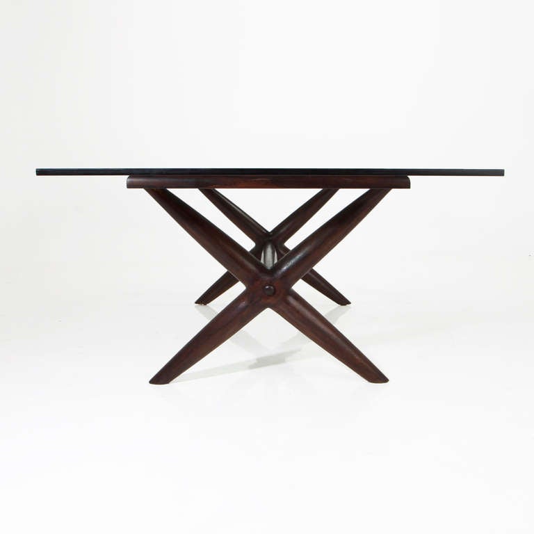 Brazilian Sculptural Dining Table in the Manner of Giuseppe Scapinelli For Sale 2