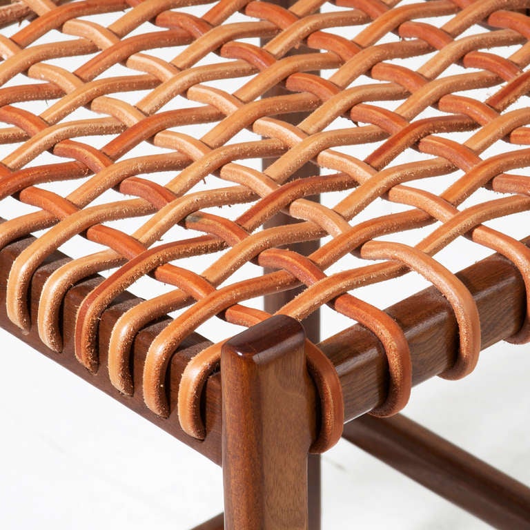 Tabouret de comptoir en bois de Thomas Hayes Studio 3