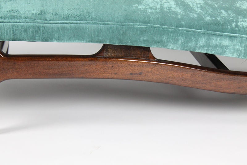 Mahogany Chaise Longue In Turquoise Silk Velvet 4