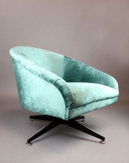 American Single Vintage Silk Mohair Swivel Chair by Ward Bennett