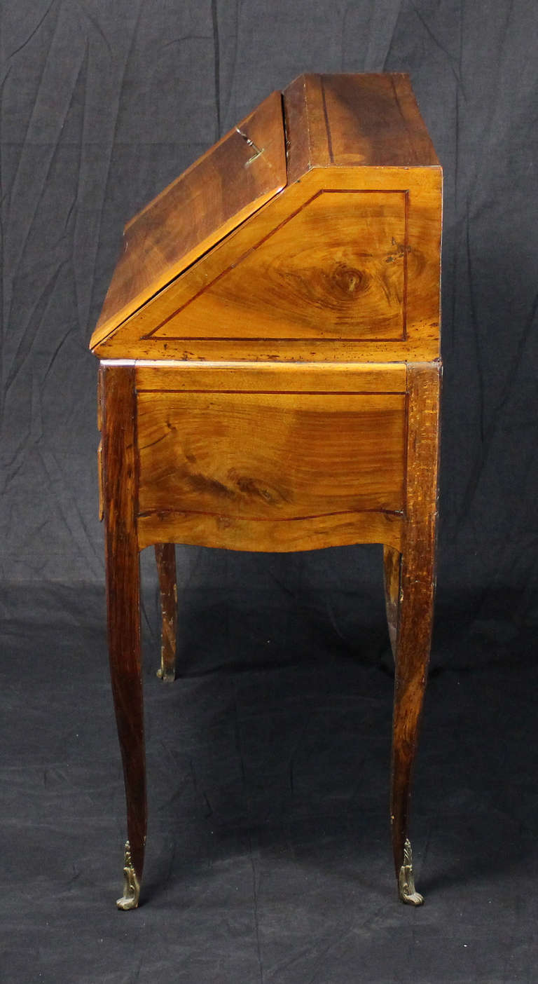 Late 18th Century French Provincial Slant Front Desk In Good Condition In Kilmarnock, VA