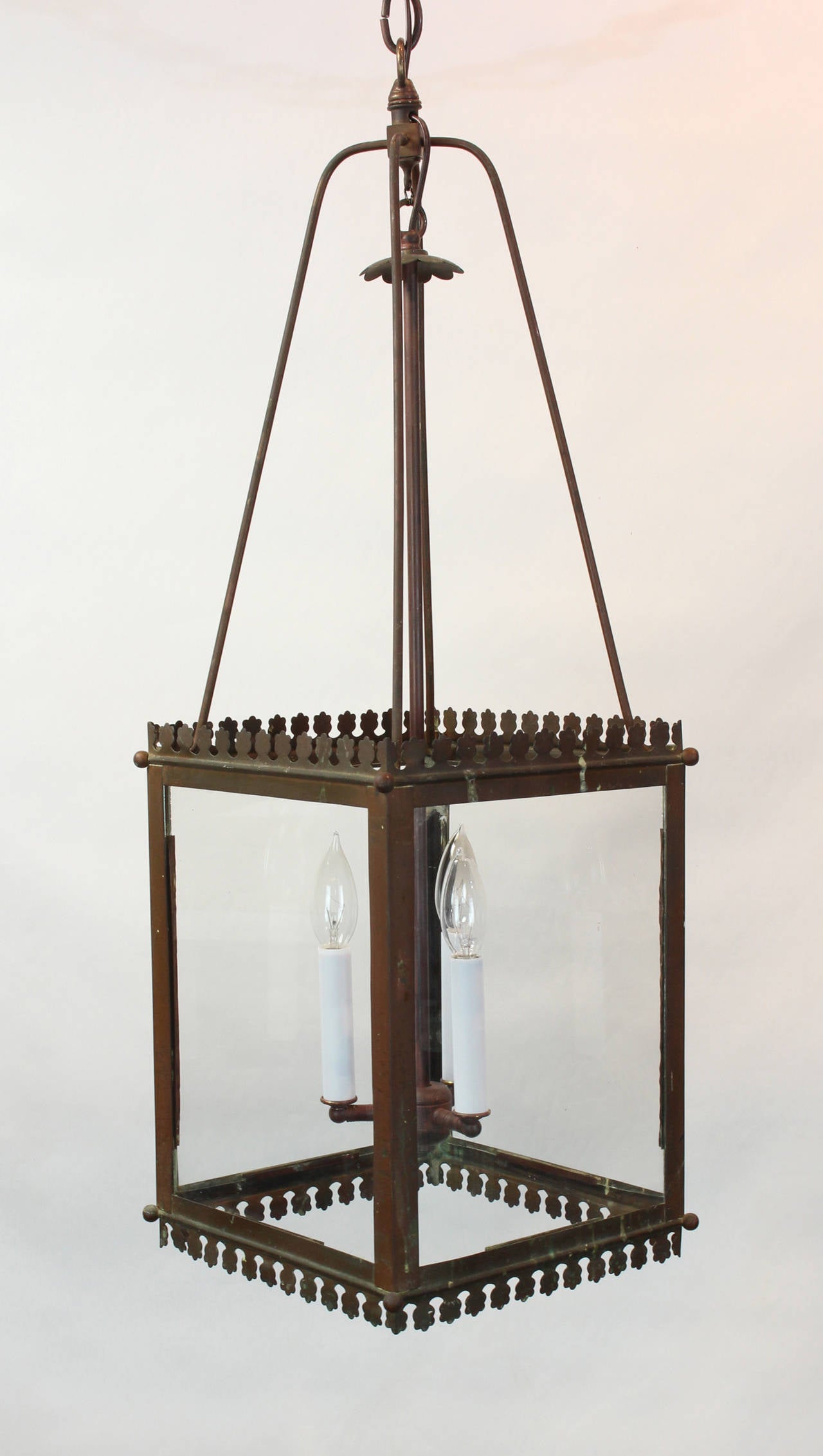 English Gothic Style Copper Lantern In Good Condition In Kilmarnock, VA