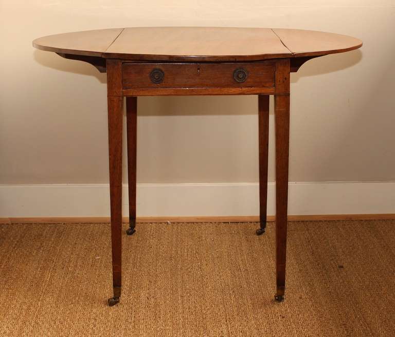 18th Century English Pembroke Table In Good Condition In Kilmarnock, VA