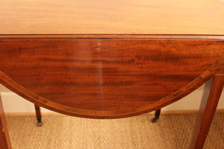 Wood 18th Century English Pembroke Table