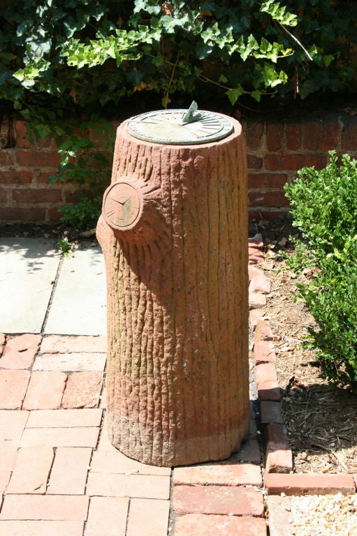 Faux Bois Stone Sundial In Excellent Condition In Kilmarnock, VA