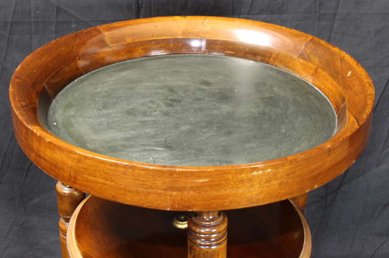 Late 19th Century English Drinks Table In Excellent Condition In Kilmarnock, VA