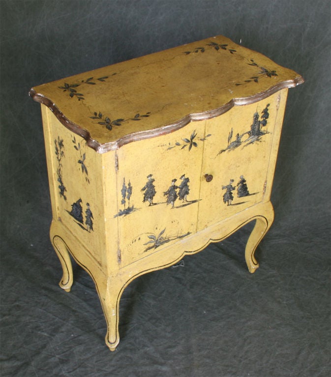 Diminutive Hand Painted Chinoiserie Cabinet 5