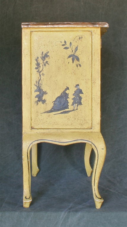 Diminutive Hand Painted Chinoiserie Cabinet 3