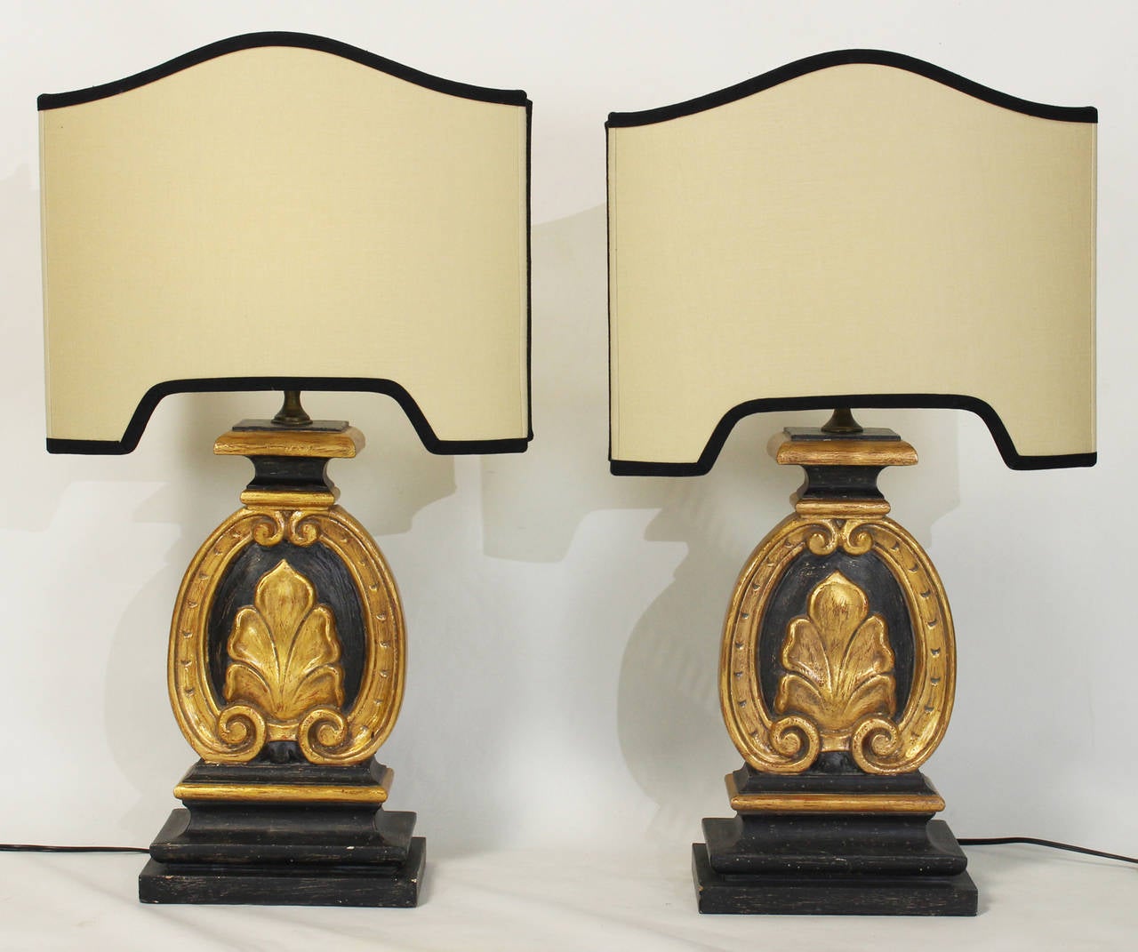 Pair of Italian Carved Wood Table Lamps In Excellent Condition In Kilmarnock, VA