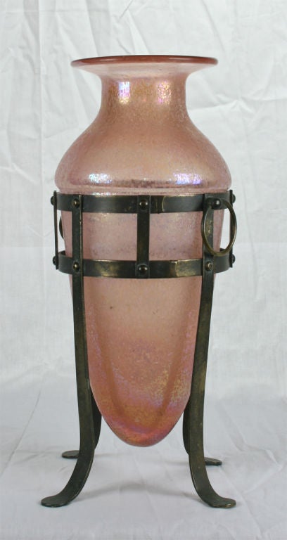 Amphora Vase In Excellent Condition In Kilmarnock, VA