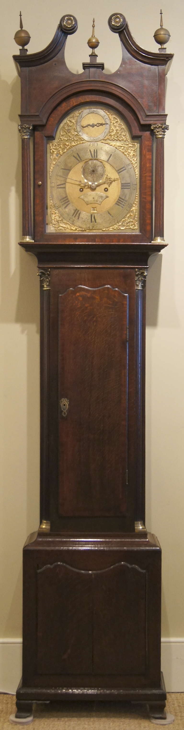 Early English Oak Chippendale Style Tall Case Clock In Good Condition In Kilmarnock, VA