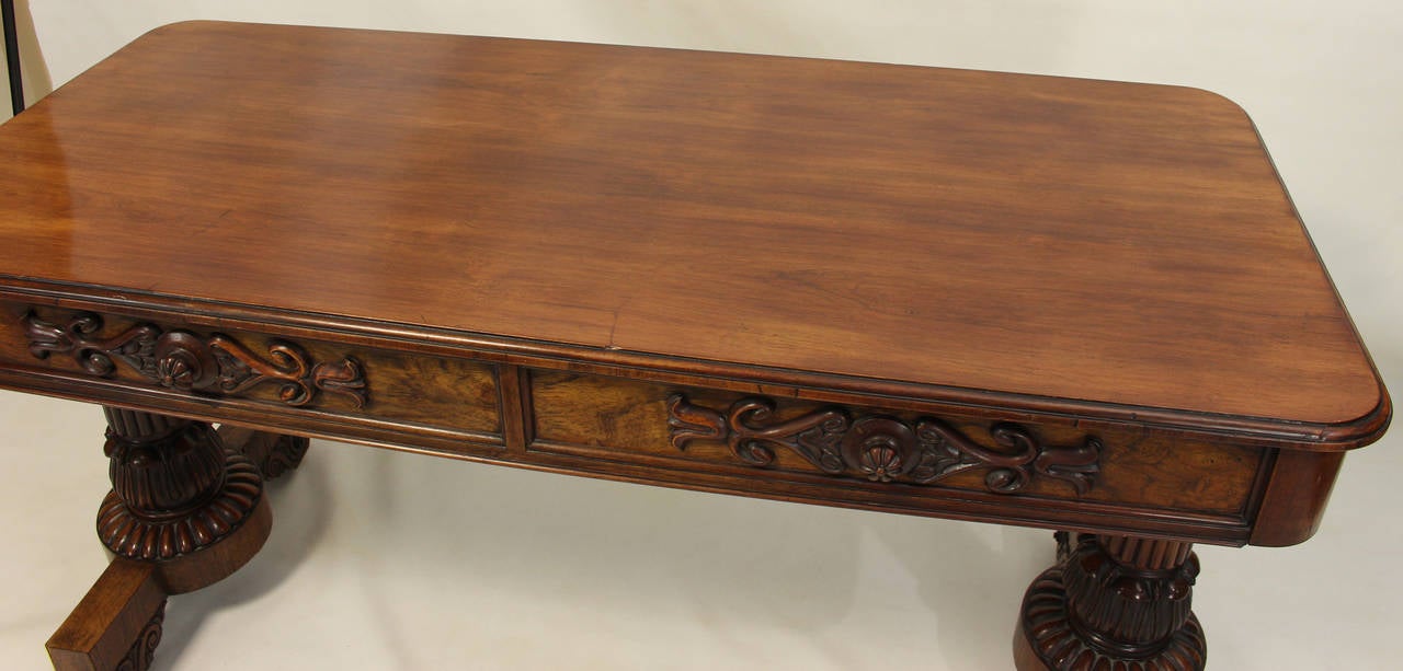 Mid-19th Century William IV Rosewood Library Table For Sale