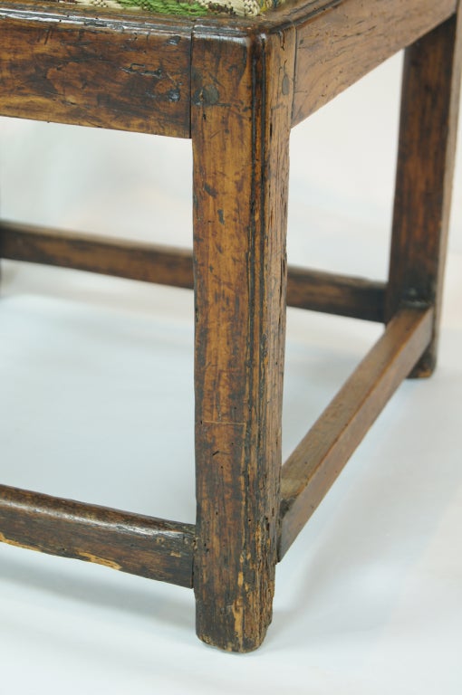 18th Century Welsh Oak Corner Chair 7