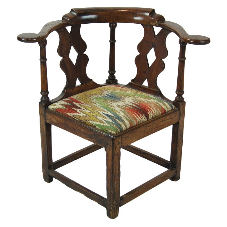 18th Century Welsh Oak Corner Chair