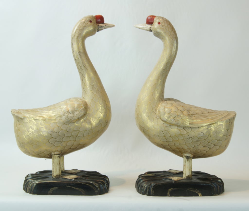 Pair of Carved Wood and Gilt Decorated Geese In Excellent Condition In Kilmarnock, VA