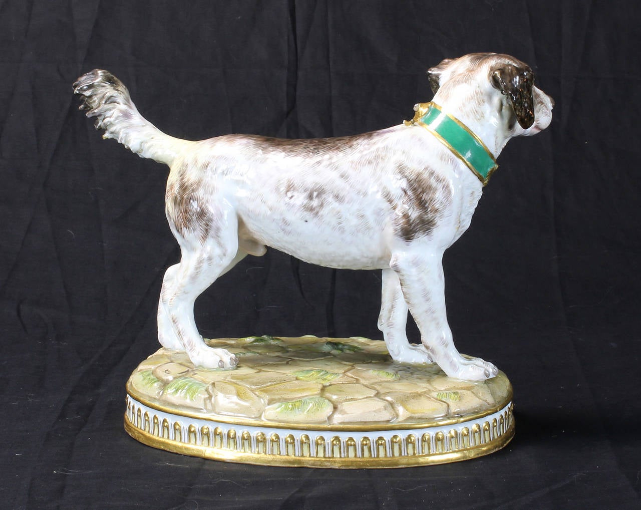 19th Century Meissen Dog In Good Condition In Kilmarnock, VA