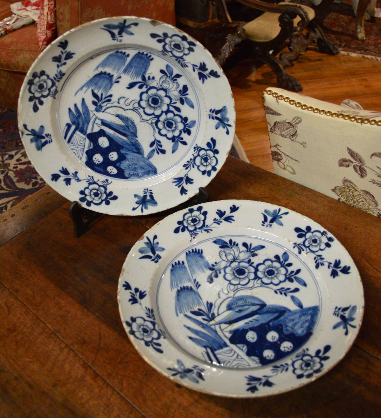 Pair of 18th Century Blue and White Porcelain Delft Platters For Sale 2