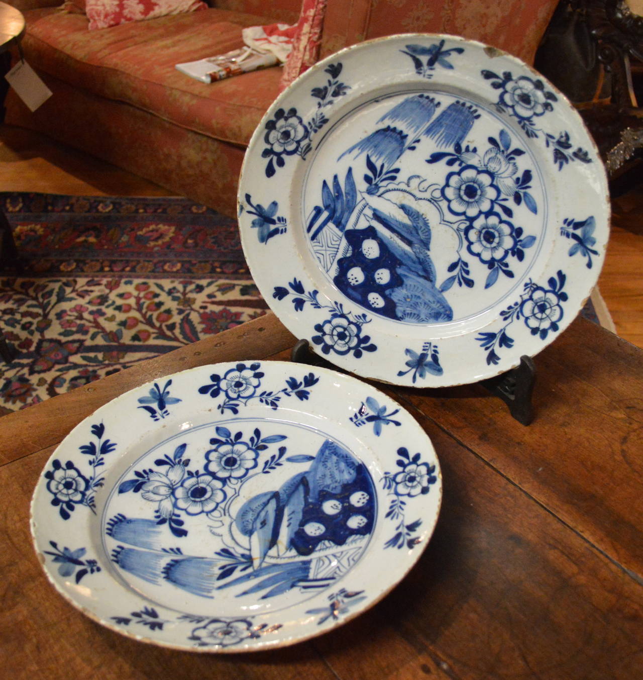 European Pair of 18th Century Blue and White Porcelain Delft Platters For Sale