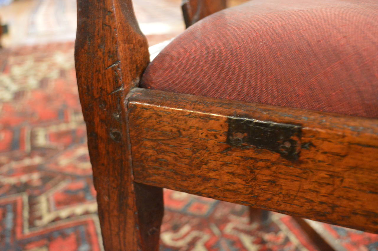 18th Century Scottish Elm Corner Chair For Sale 1