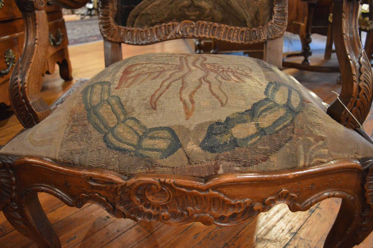Pair of Finely Carved Walnut Louis XV Style Rococo Fauteuil a La Reine In Good Condition For Sale In Asheville, NC