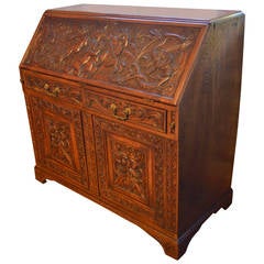 Antique Italian Renaissance Style Carved Walnut Desk, 19th Century