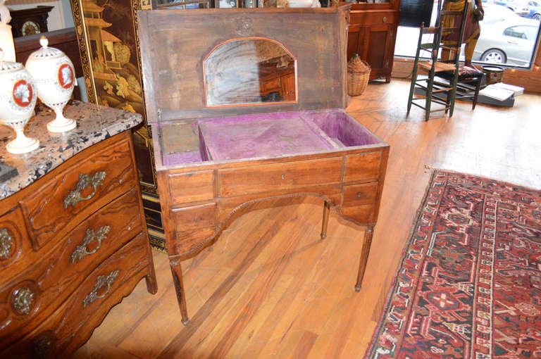 18th Century Italian Neoclassical Vanity In Good Condition For Sale In Asheville, NC