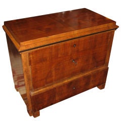 Architectural Biedermeier Walnut Commode