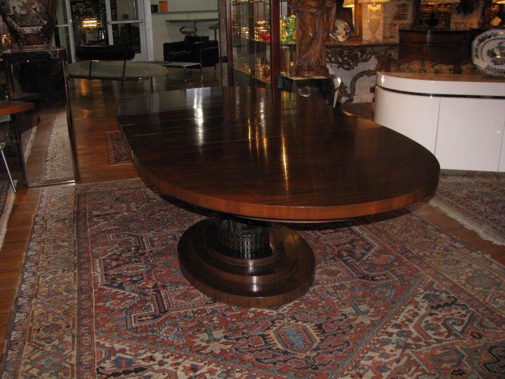 French Art Deco Table with Prince of Wales feather supports 4