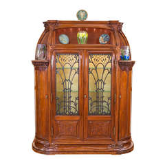A Rare French Art Nouveau Vitrine by Louis Majorelle 2