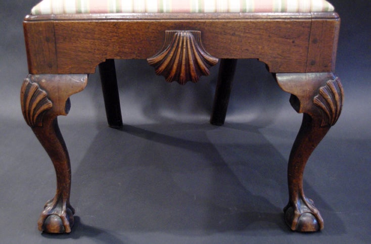 18th Century and Earlier Chippendale Carved Walnut Side Chair