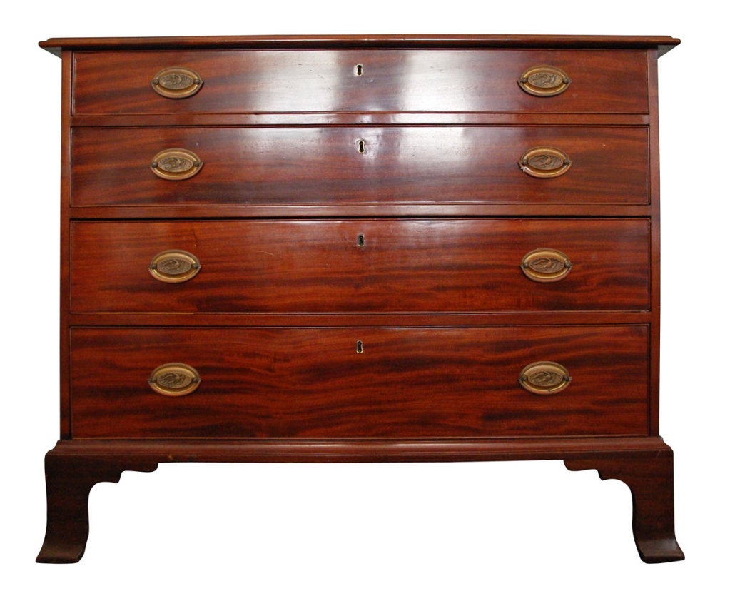 Federal Figured New England Mahogany Chest of Drawers