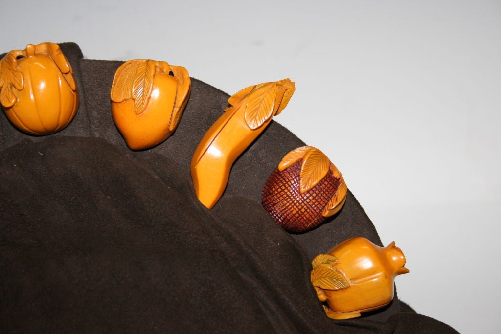 Very Rare Vintage Handbag With Carved Bakelite Fruit