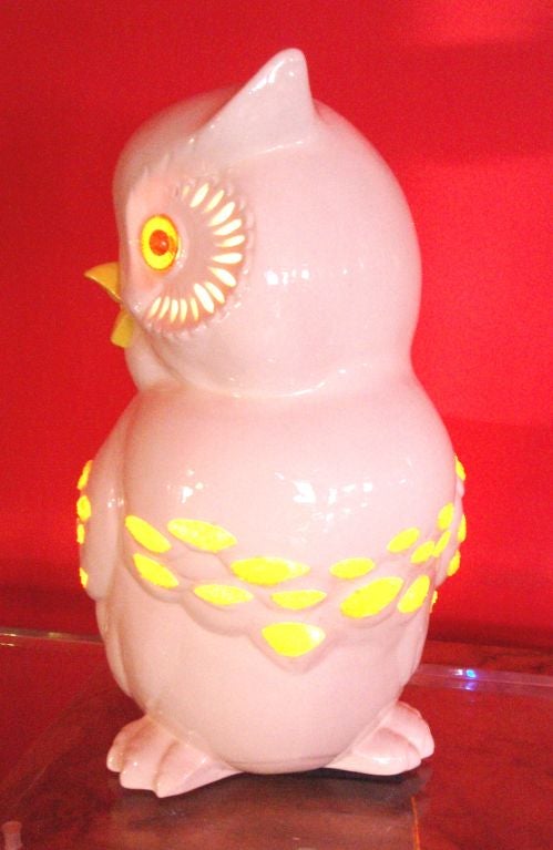 Vintage Porcelain Illuminated Owl Lamp 2
