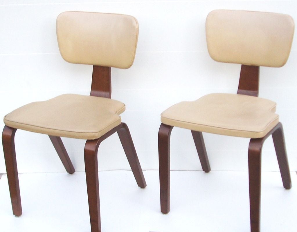 American Pair of Vintage Bentwood Chairs by Thonet