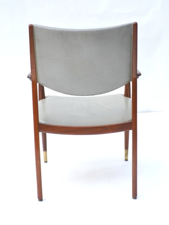 Wood Mid-Century Stow and Davis Armchair In Walnut and Leather