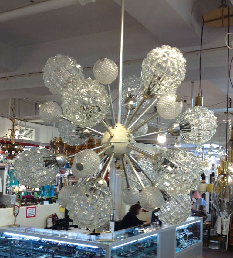 Richard Essig Bubble Sputnik Chandelier In Good Condition In New York, NY