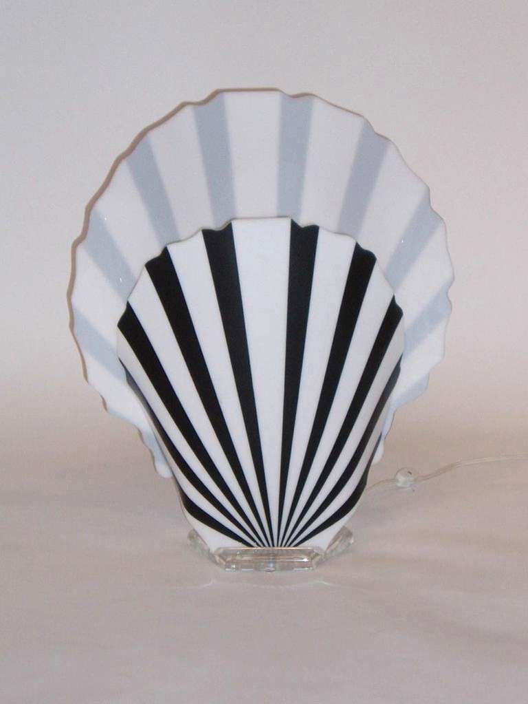 American Vintage Black and White Acrylic Fan Lamp by Luminaire