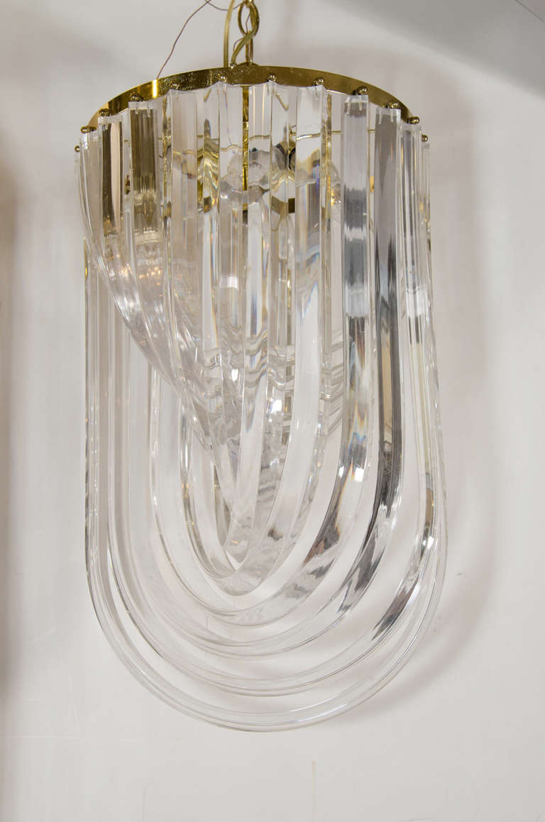 Midcentury Set of Three Looped Lucite Chandeliers In Good Condition In New York, NY